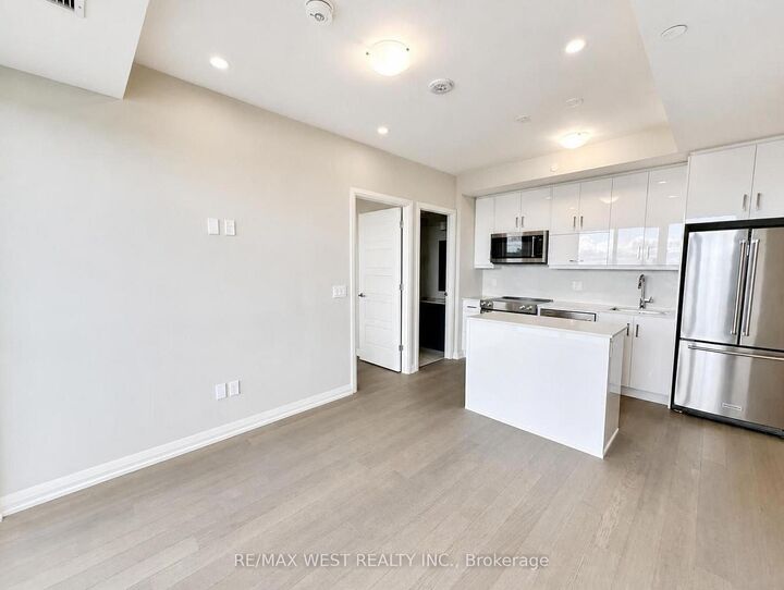 Property Photo:  3006 William Cutmore Boulevard 1007  ON L6H 8A4 