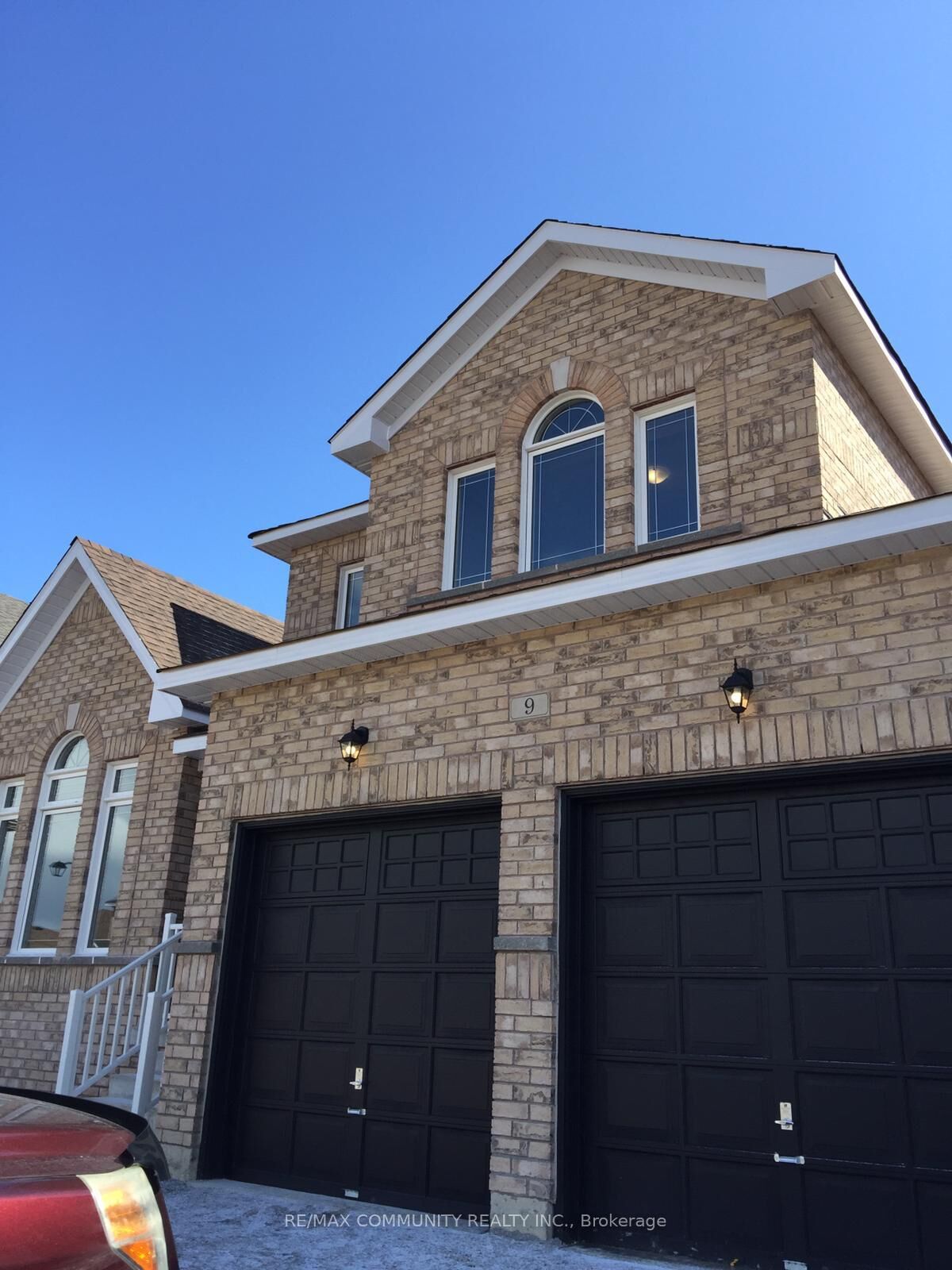 Property Photo:  9 Stoddart Street  ON L0K 1A0 