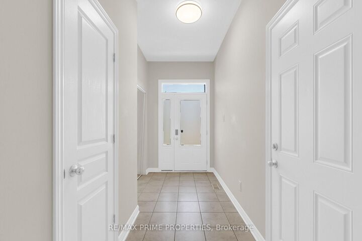 Property Photo:  1149 Beckett Crescent  ON K2S 0Z2 
