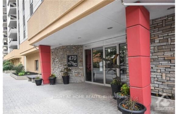 Property Photo:  470 Laurier Avenue W 706  ON K1R 7W9 