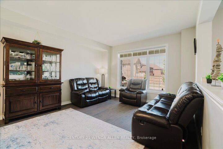 Property Photo:  6 Timber Drive  ON L0A 1G0 