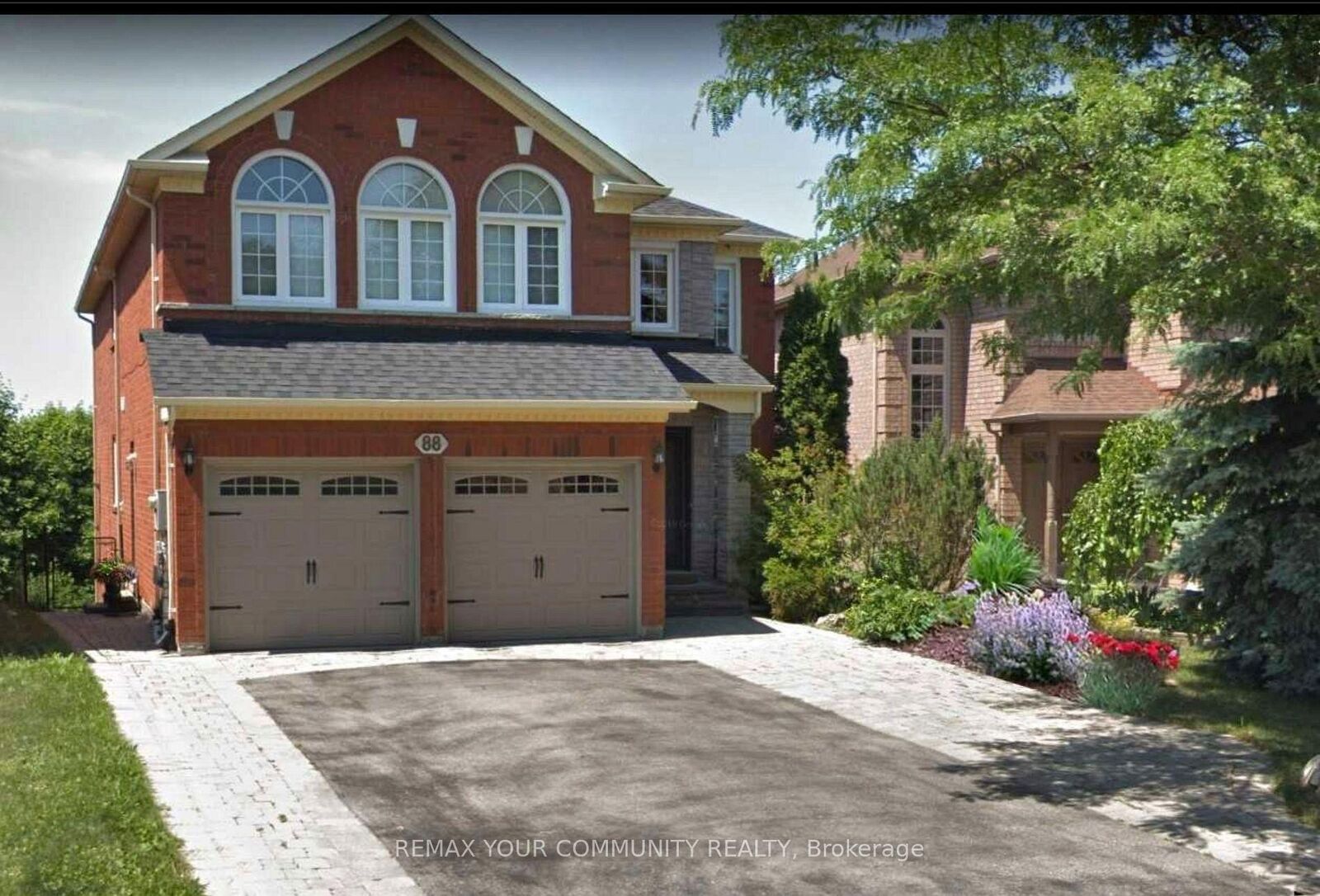Property Photo:  88 Pinnacle Trail Lower Level  ON L4G 7G6 