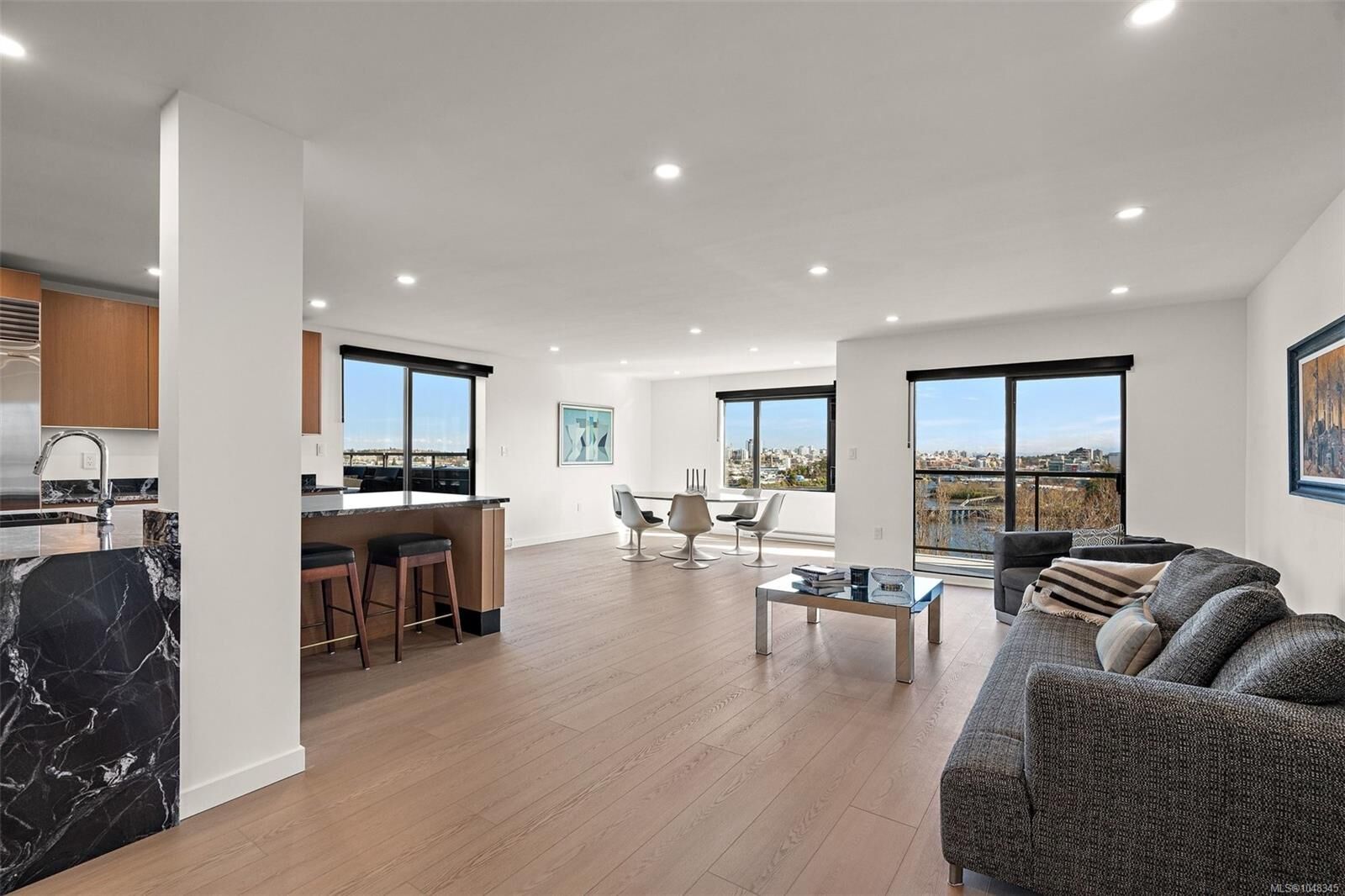 Property Photo:  103 Gorge Rd E #Ph1  BC V9A 6Z2 