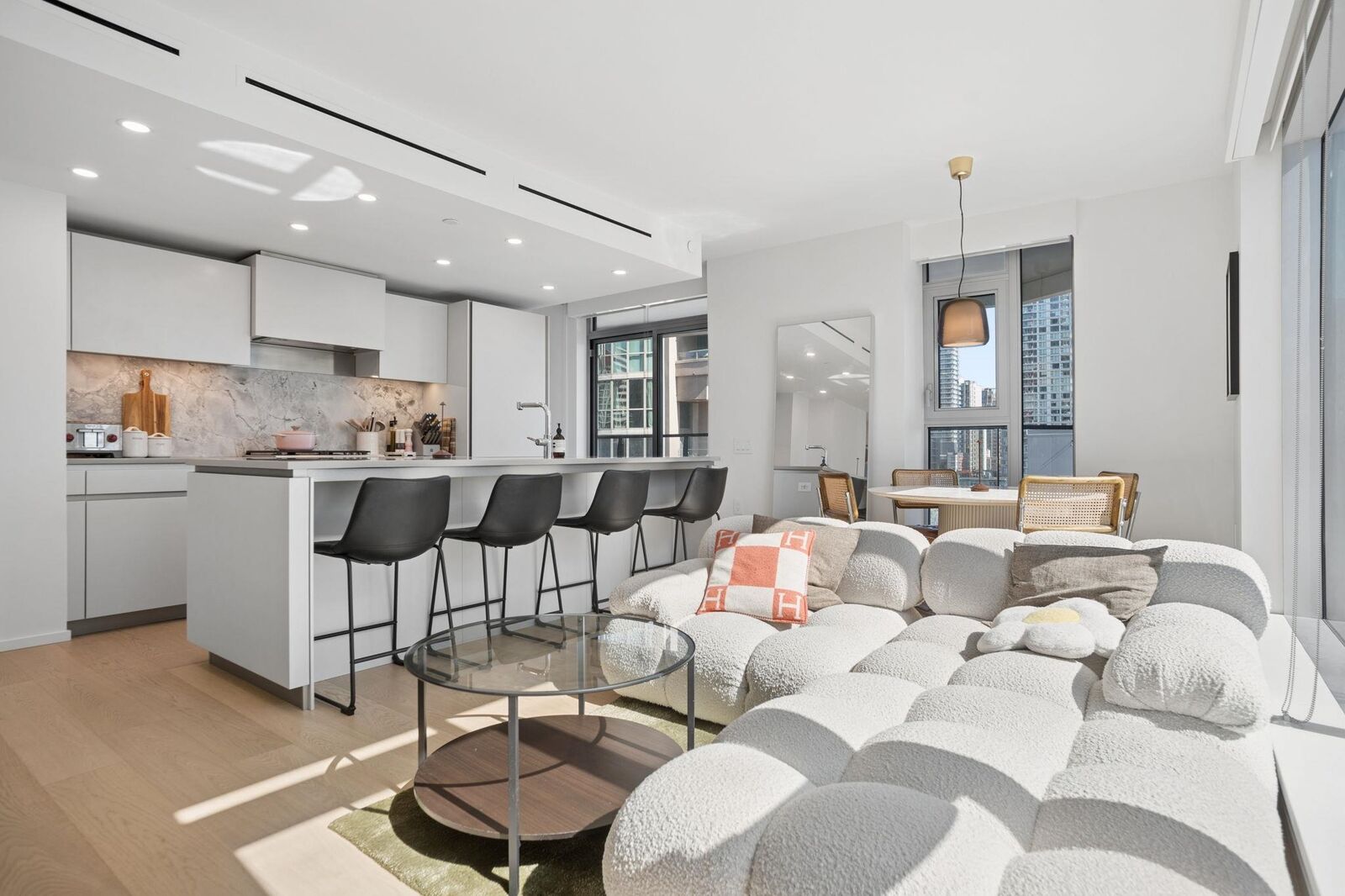 Property Photo:  889 Pacific Street 902  BC V6Z 1C3 