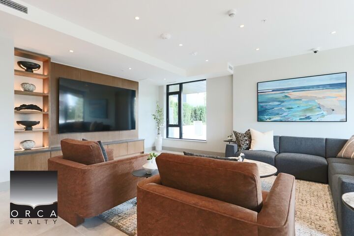 Property Photo:  128 W 15th Street 2107  BC V7M 0H6 