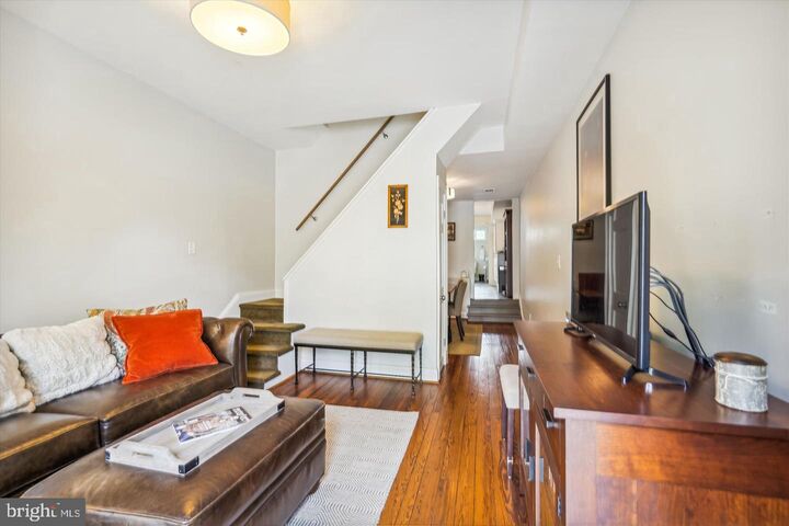 Property Photo:  908 Pendleton Street  VA 22314 