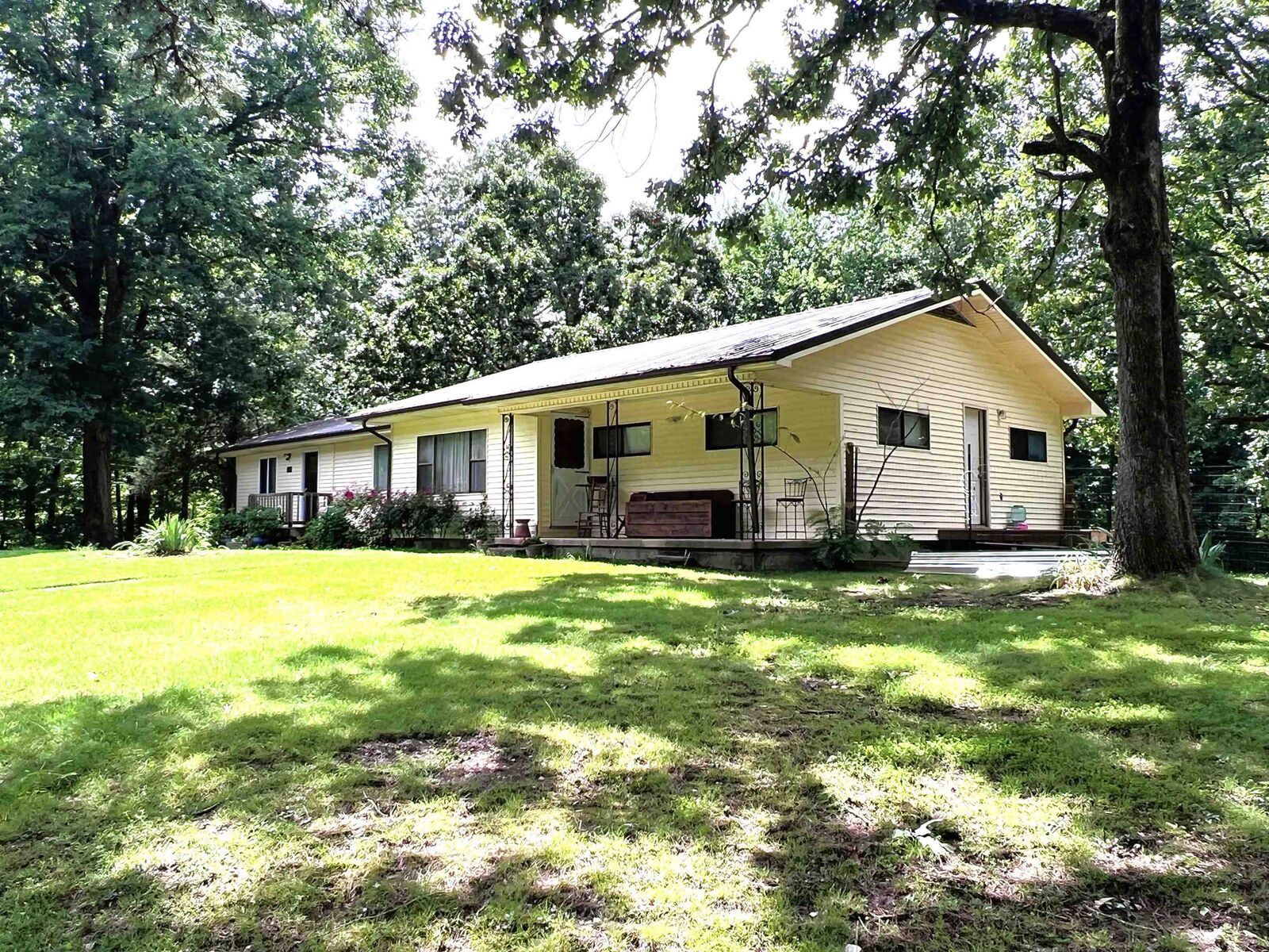 Property Photo:  304 Cozahome Road  AR 72639 