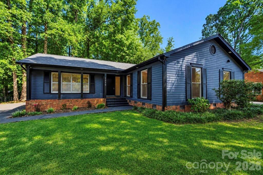 Property Photo:  1440 McIlroy Road  NC 28212 