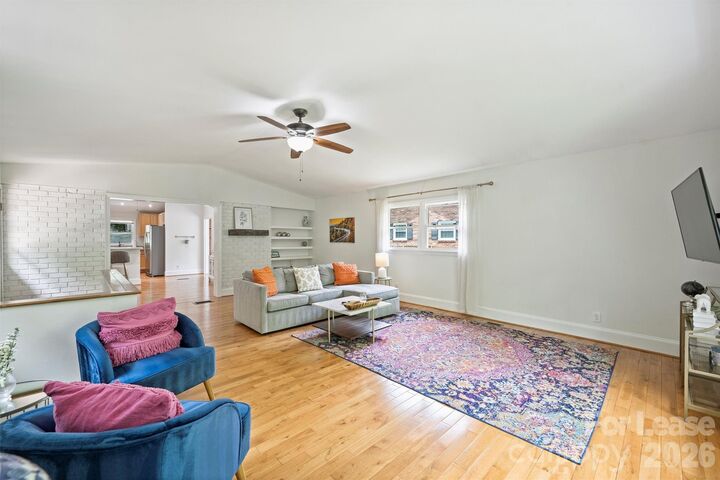Property Photo: 2027 Wensley Drive NC 28210