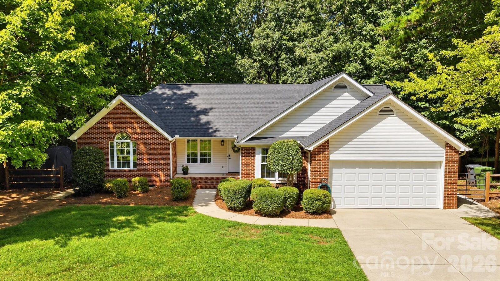 Property Photo:  13800 Woody Point Road  NC 28278 