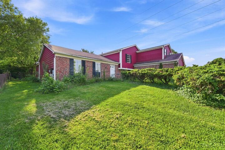 Property Photo: 6200 Benzing Drive OH 45014
