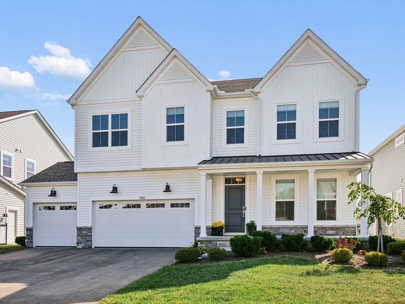 Property Photo: 7102 Gelderland Drive OH 43026
