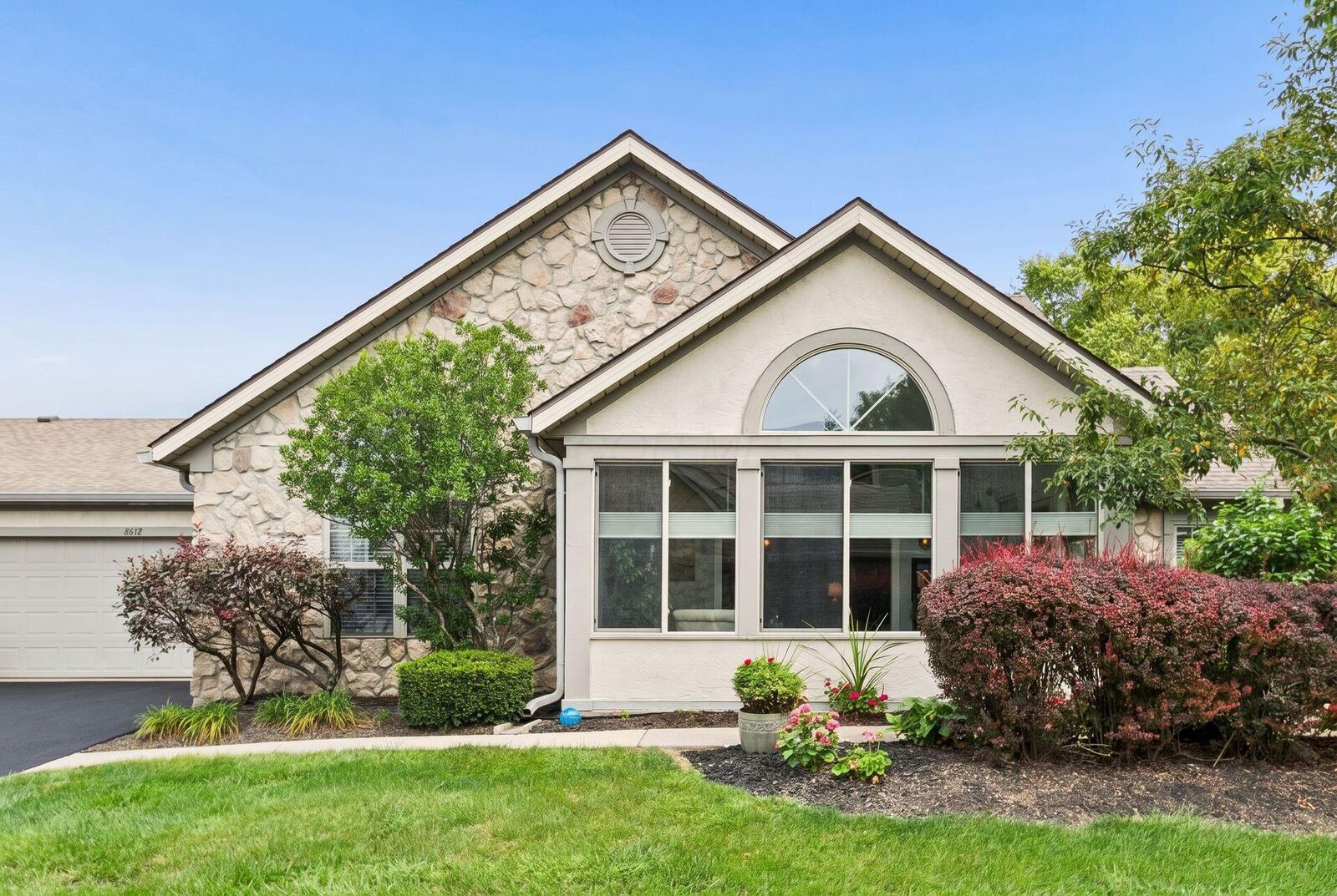 Property Photo:  8612 Stonewoods Lane  OH 43065 