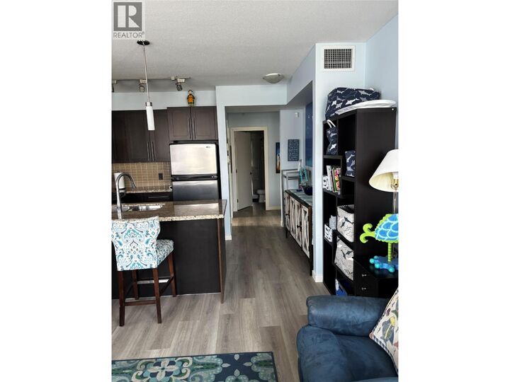 Property Photo:  1075 Sunset Drive 1503  BC V1Y 9Y9 