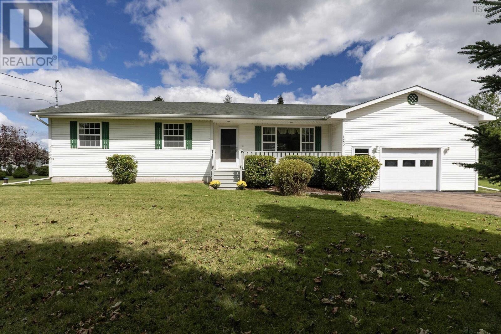 Property Photo: 125 Fox Ranch Road NS B4H 3Y3