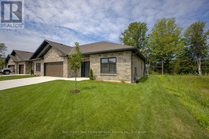 Property Photo:  1182 Queen Street 41  ON N2Z 1G4 