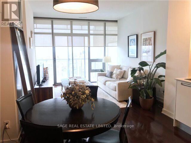 Property Photo:  33 Charles Street East 3405  ON M4Y 0A2 