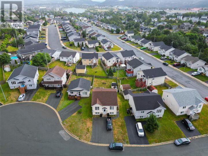 Property Photo:  3 Caprea Place  NL A1E 6G7 