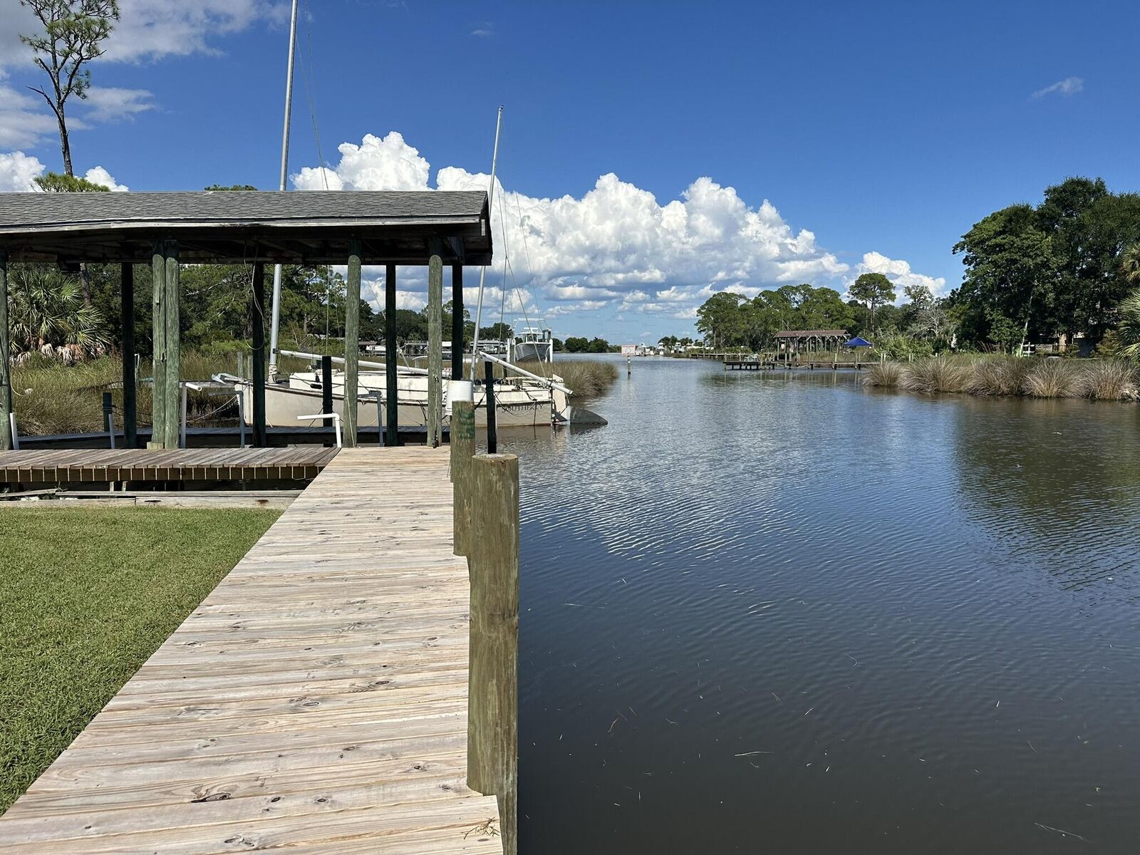 Property Photo: 302A NE Sudduth Circle FL 32548