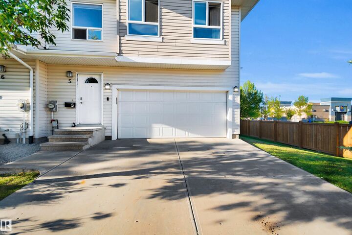 Property Photo:  5120 164 Avenue NW 5  AB T5Y 0L7 