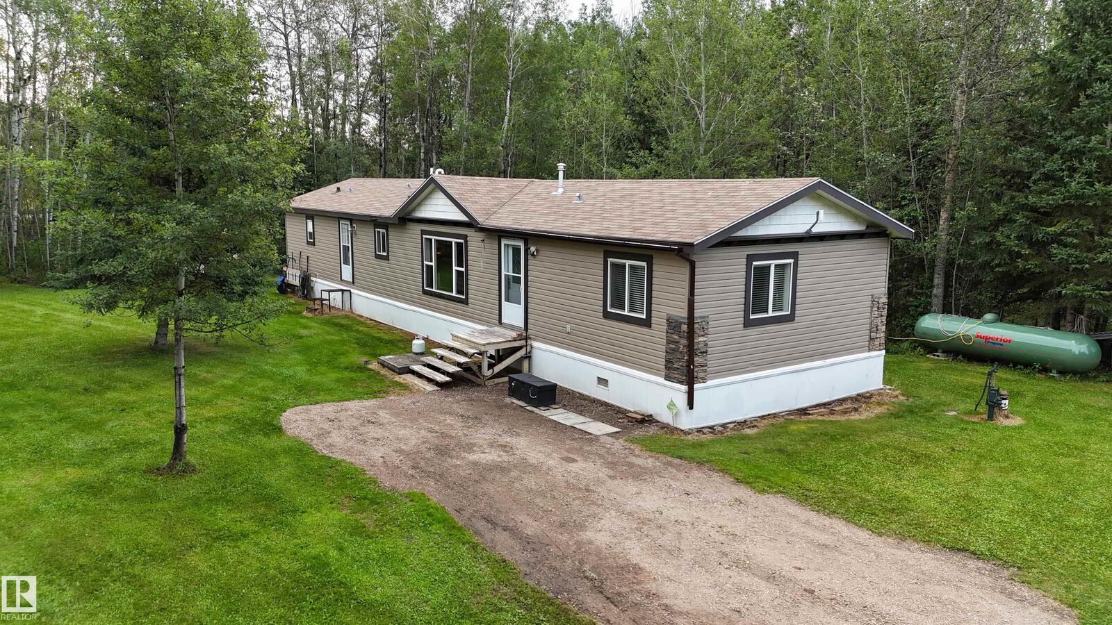 Property Photo:  49214 RR 53  AB T0C 1W0 