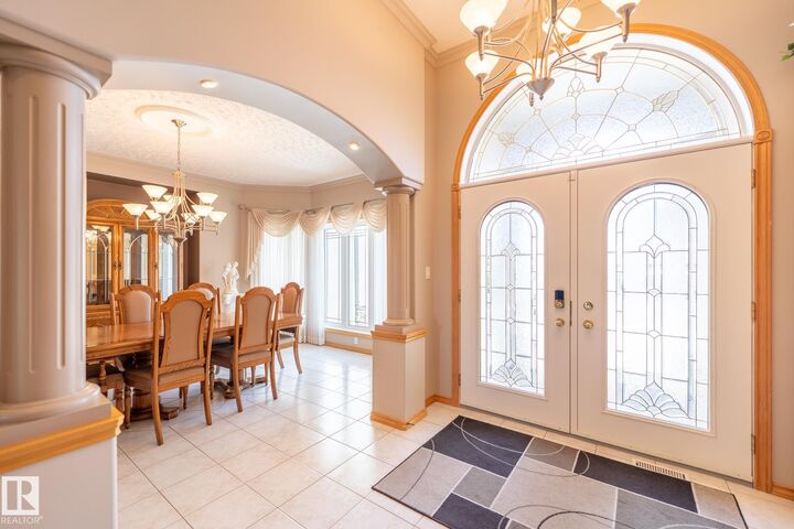 Property Photo:  7707 166 Avenue NW  AB T5Z 3V8 