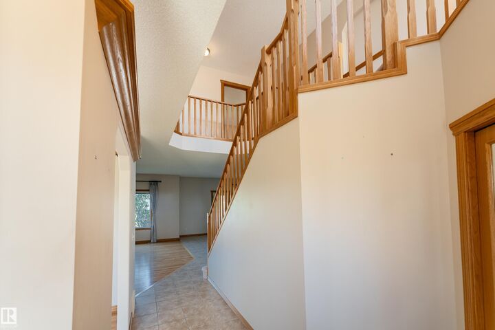 Property Photo:  10820 178 Avenue NW  AB T5X 6H6 