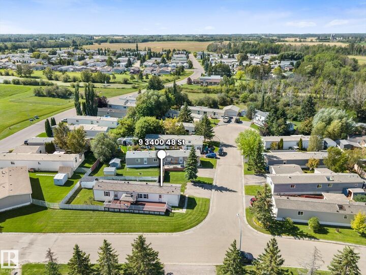 Property Photo:  3400 48 Street  AB T7Z 1R9 