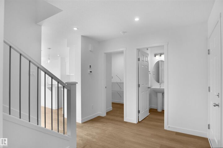 Property Photo:  187 Savoy Crescent  AB T8H 1A8 