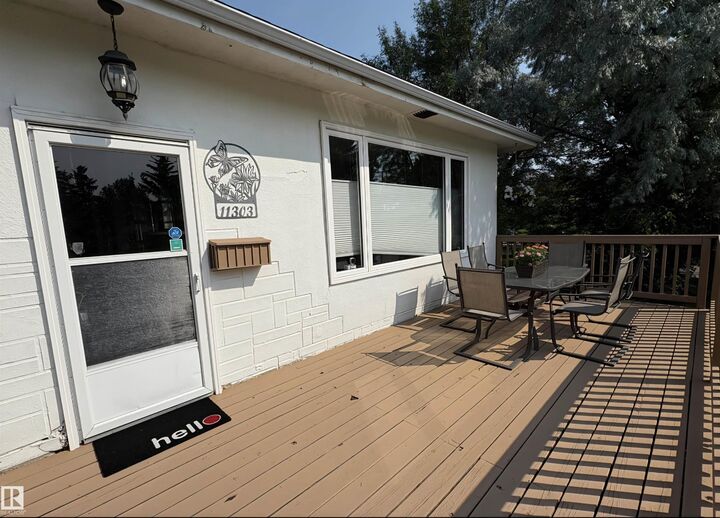 Property Photo:  11303 115 Street NW  AB T5G 2V5 