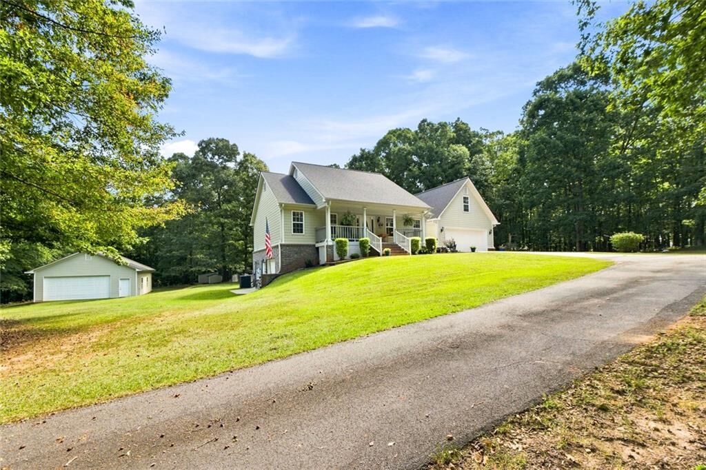 Property Photo:  540 Davis Road  GA 30248 