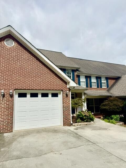 Property Photo:  1506 Summer Gate Way  GA 30720 