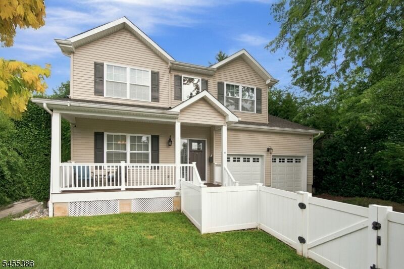 Property Photo:  18 Kendall Rd  NJ 08816 