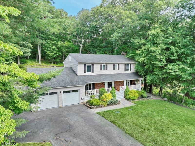 Property Photo:  8 Northgate Park  NJ 07456 