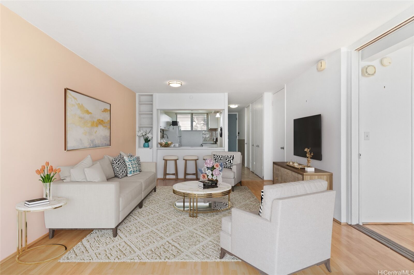 Property Photo:  780 Amana Street 1102  HI 96814 