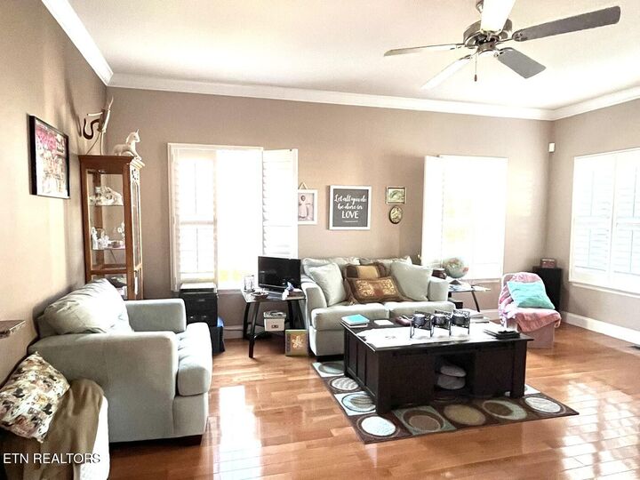 Property Photo:  1011 Wentford Ave  TN 37874 
