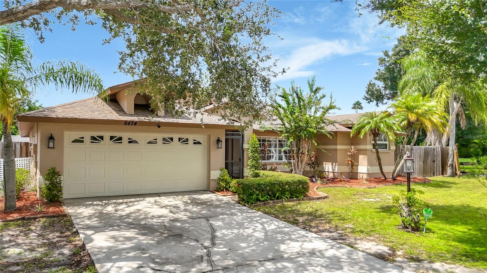 Property Photo: 6424 Easy Goer Court FL 34240
