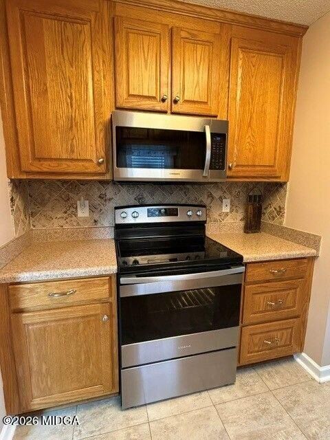 Property Photo:  143 Rolling Woods Circle  GA 31088 