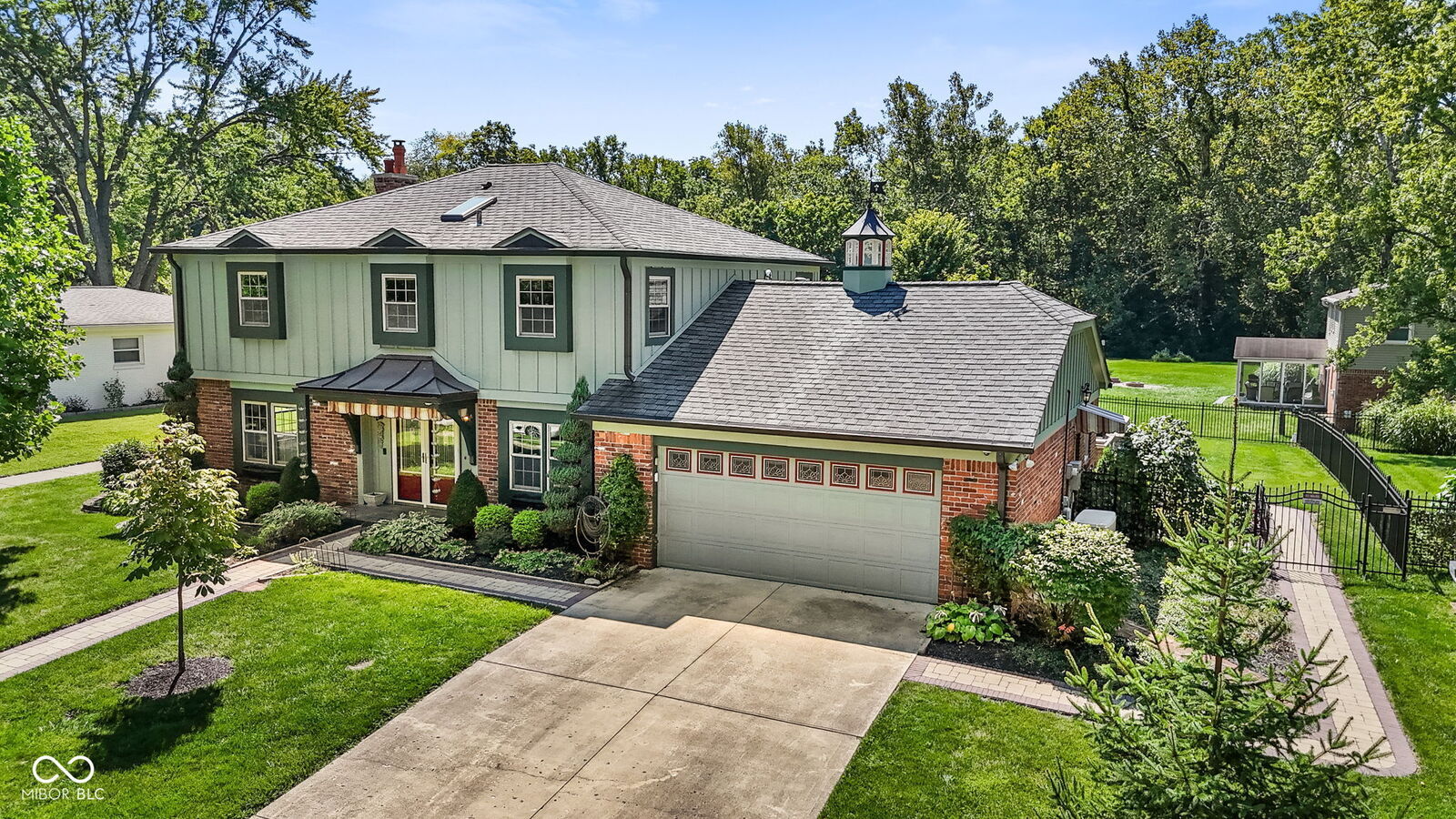 Property Photo: 8433 Warrington Drive IN 46234