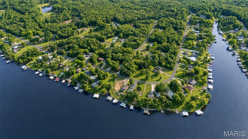 Property Photo:  2176 White Fawn Drive  MO 65453 