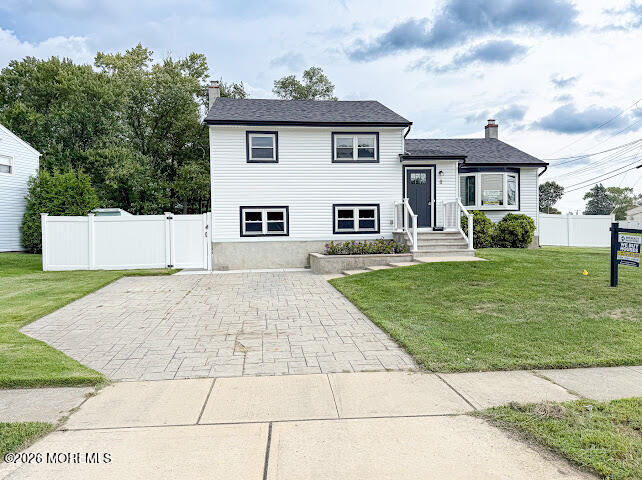 Property Photo:  8 Forsgate Drive  NJ 07728 