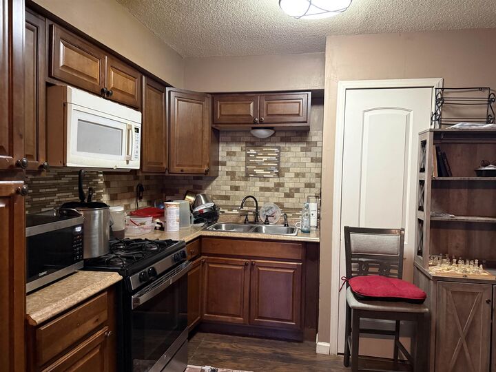 Property Photo:  1459 Hamilton St  TN 38114 
