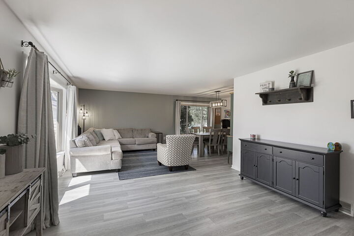 Property Photo:  824 Royal Drive  IL 60050 