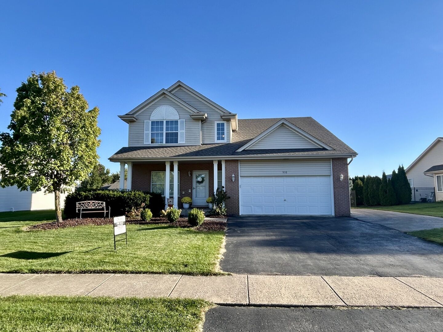 Property Photo: 910 Grand Mesa IL 60451