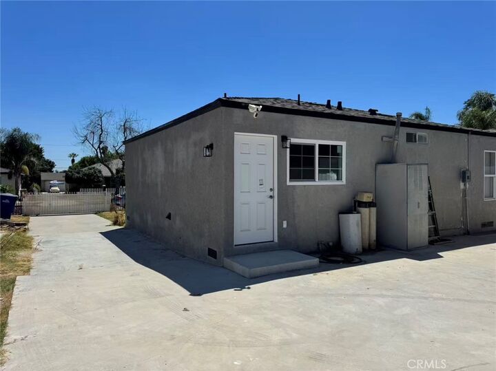 Property Photo:  718 W Maitland  CA 91762 