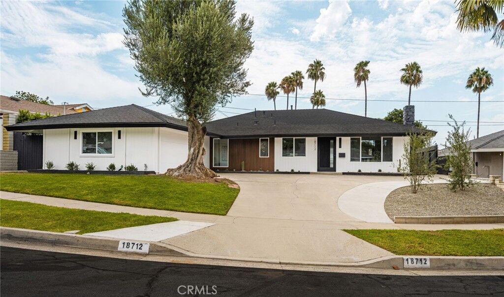 Property Photo:  18712 Piper  CA 92886 