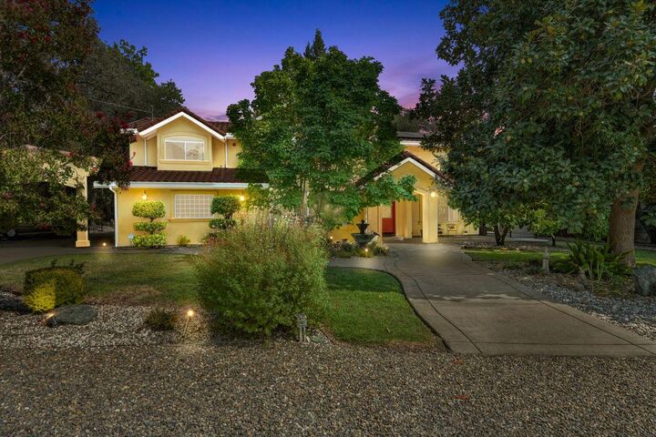 Property Photo: 8307 Oak Knoll Drive CA 95746