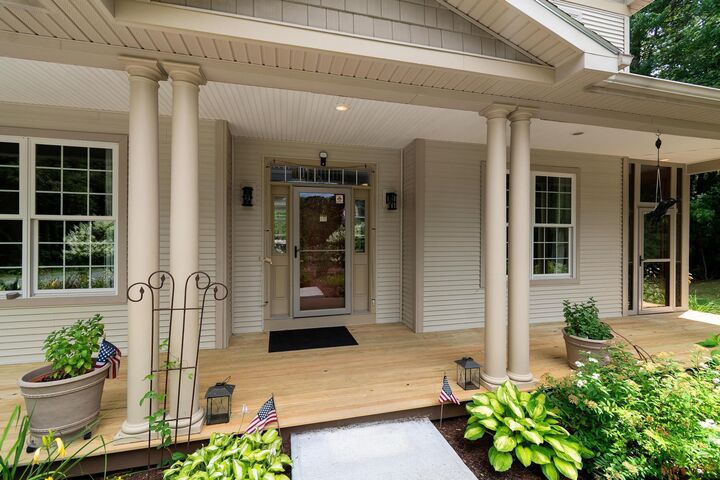 Property Photo:  3-5 Edgewater Terrace  VT 05468 