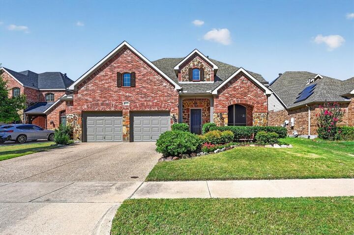 Property Photo: 6943 Navigation Drive TX 75054