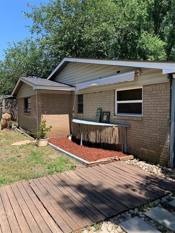 Photo de la propriété:  114 Barbara Way  TX 75165 